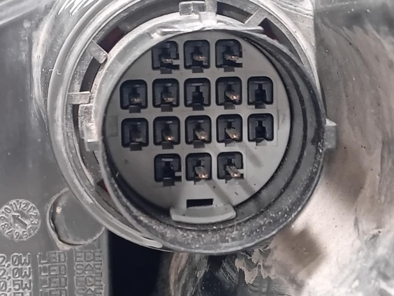 Proiettore ANT DX CX23-13W029-DG Jaguar XF I 2011