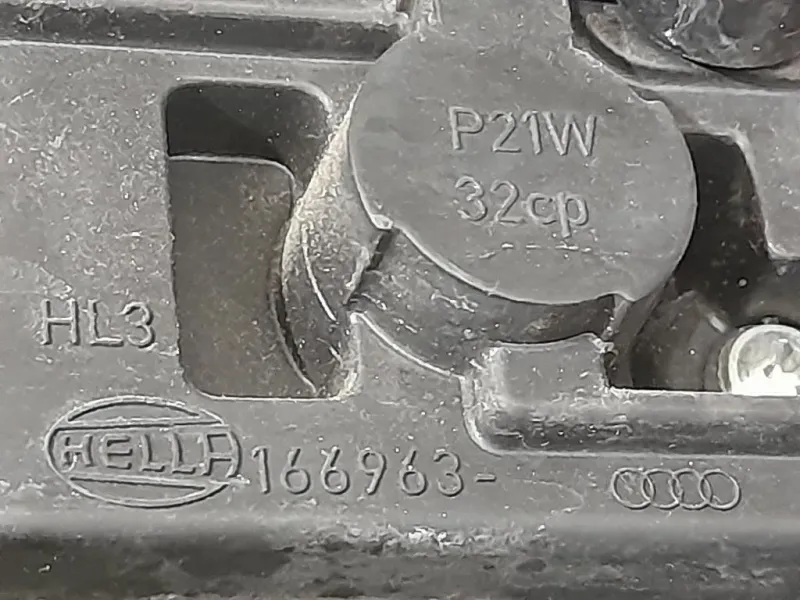 Fanale POST SX 8K5945095D Audi A4 8K2 2008