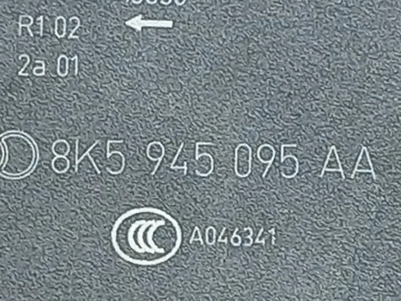 Fanale POST SX 8K0945095 Audi A4 8K2 2012