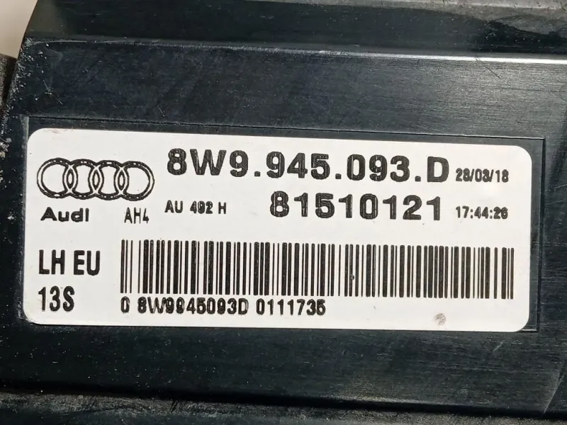 Fanale POST SX 8W9 945 093 D Audi A4 8K2 2012