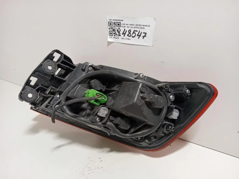 Fanale POST SX 8W5945069A Audi A4 8W2 2015