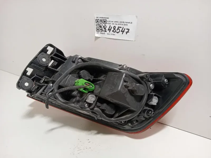 Fanale POST SX 8W5945069A Audi A4 8W2 2015