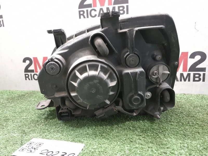 Proiettore ANT DX 0K2FA51020 Kia Carens II 2002