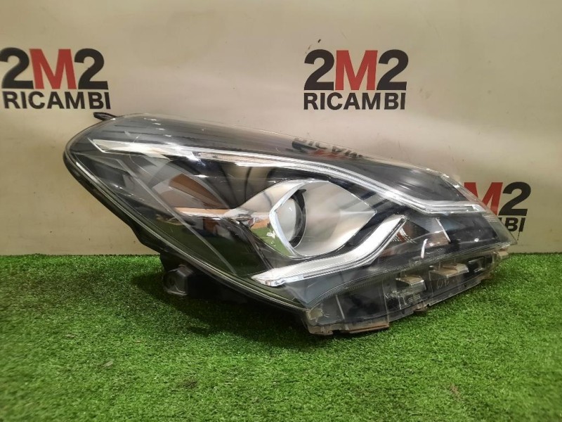 Fanale POST SX 8J0 945 095 B Audi TT 8J3 2010