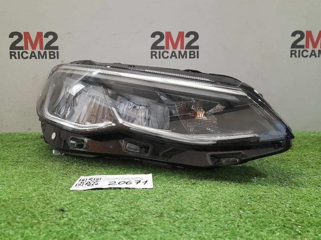 Proiettore ANT DX 5H1941006B Volkswagen GOLF VIII 2019