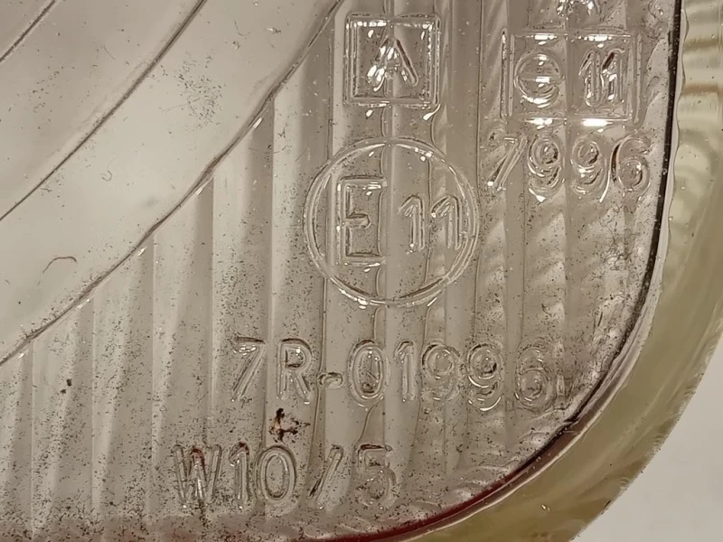 Proiettore ANT DX 7R-01996 VETRO PROIETORE ANT DX Land Rover Range Rover I 1986