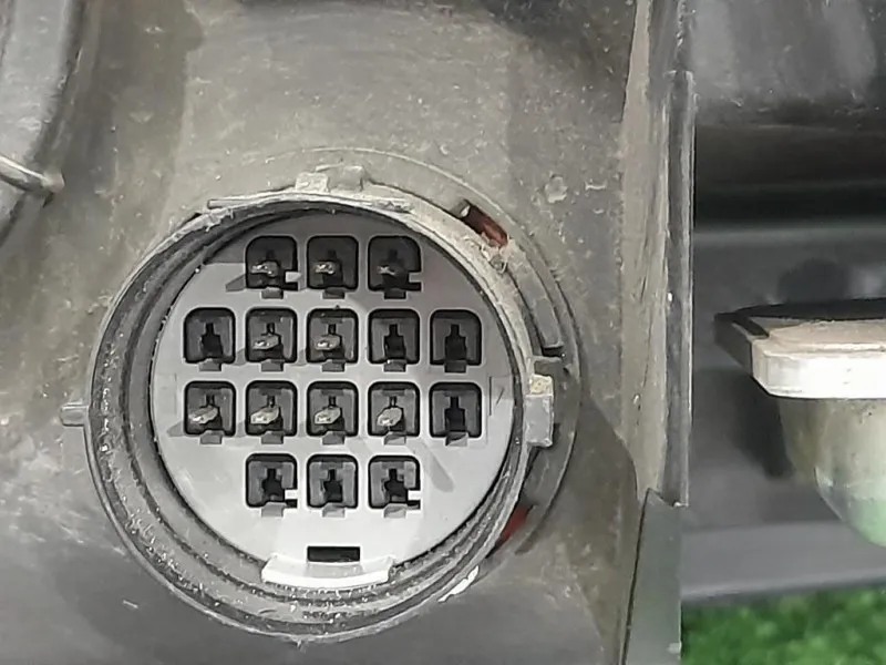 Proiettore ANT DX 6H4213W030DA8LPO Land Rover Range Rover III 2002