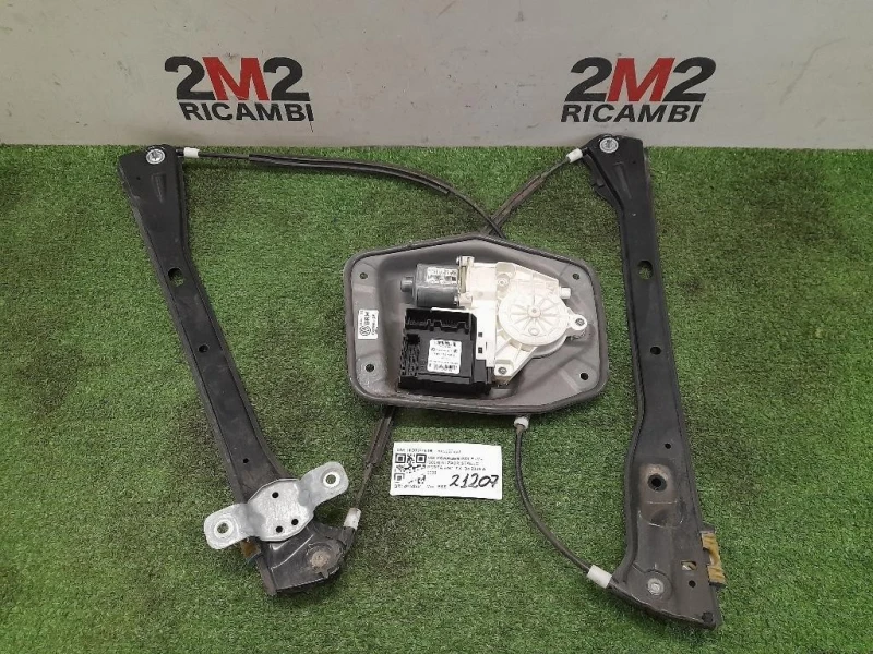 Alzacristallo Porta ANT SX 1K3837461B 1K0959793J Volkswagen GOLF V 2004