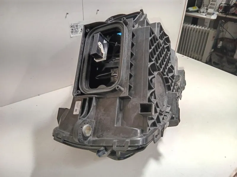 Proiettore ANT DX A2539065801 Mercedes Classe GLC X253 2016