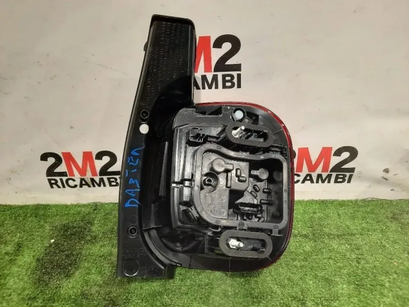 Fanale POST SX 265558514R Dacia Duster II 2018