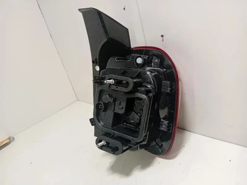 Fanale POST SX 265558514R Dacia Duster II 2018