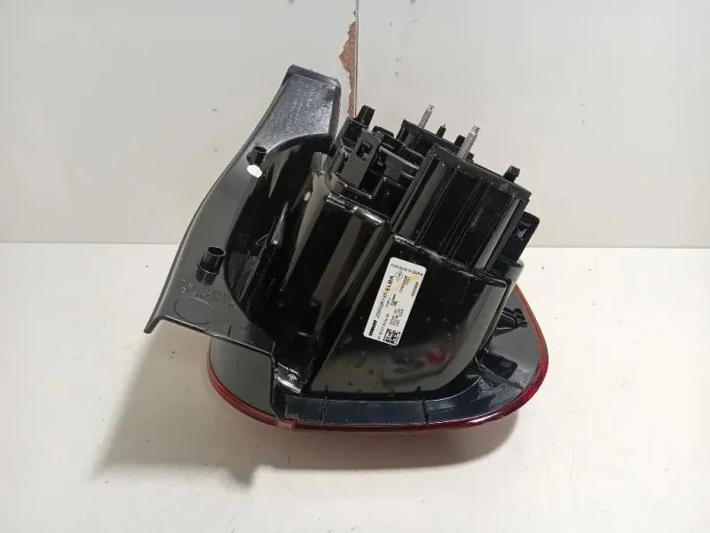 Fanale POST SX 265558514R Dacia Duster II 2018