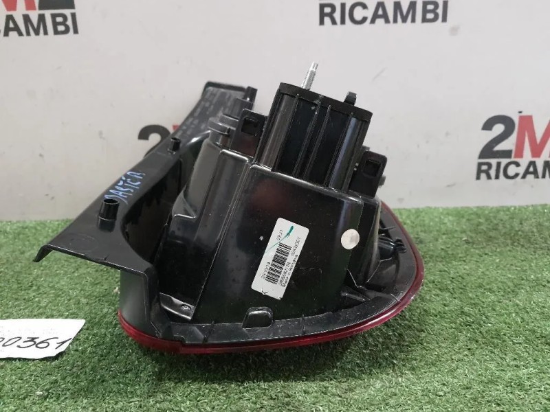 Fanale POST SX 265558217R Dacia Duster II 2018