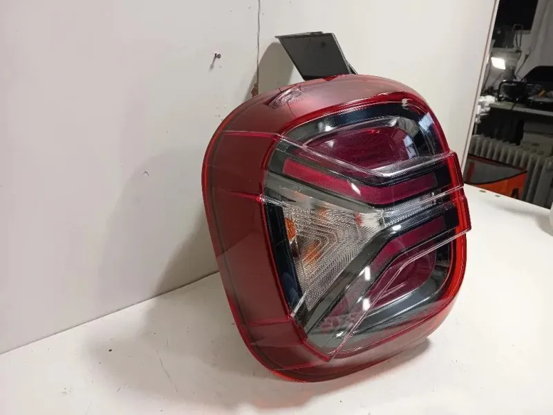 Fanale POST SX 265558514R Dacia Duster II 2021