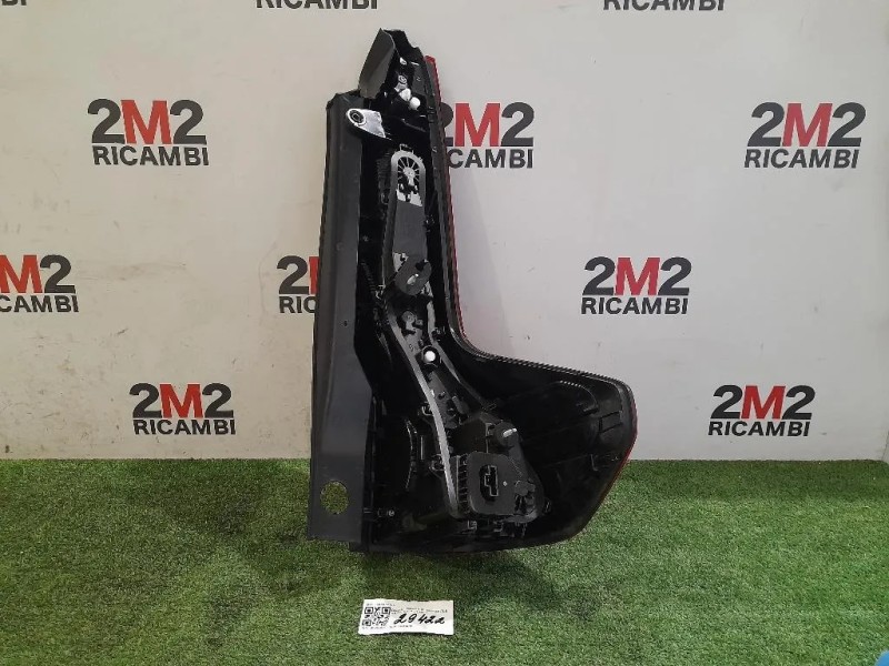 Fanale POST SX 265557211R Dacia Jogger 2022