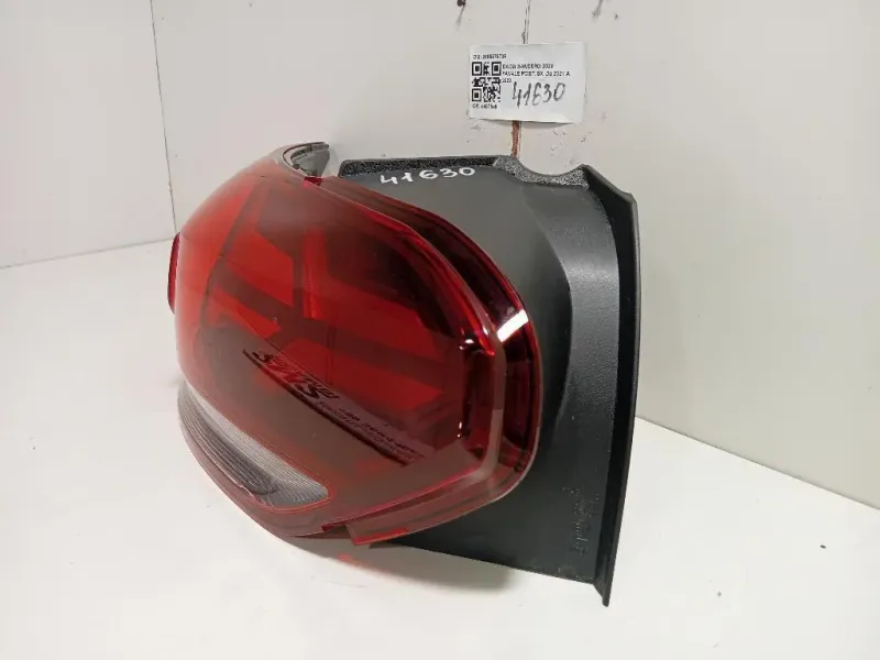 Fanale POST SX 265557573R Dacia Sandero 2020