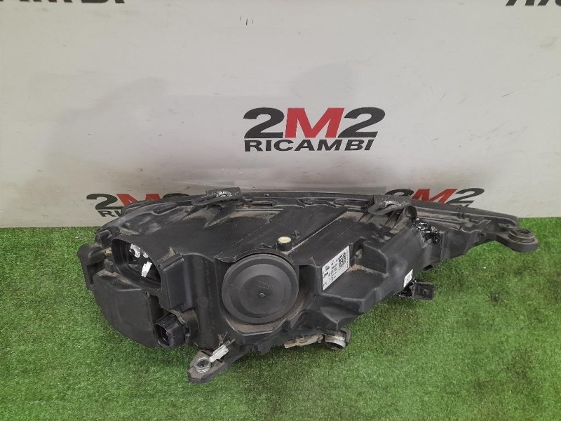 Proiettore ANT SX 82A941033D Audi A1 GBA Sportback 2018