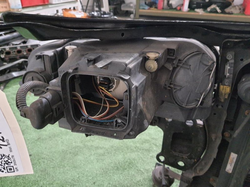 Proiettore ANT SX 8P0941003L Audi A3 8P1 2004