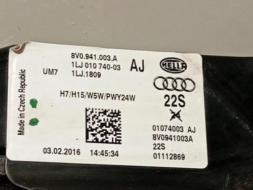 Proiettore ANT SX 8V0941003A Audi A3 8P1 2004