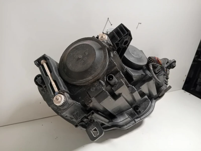 Proiettore ANT SX 8V0941003A Audi A3 8P1 2004