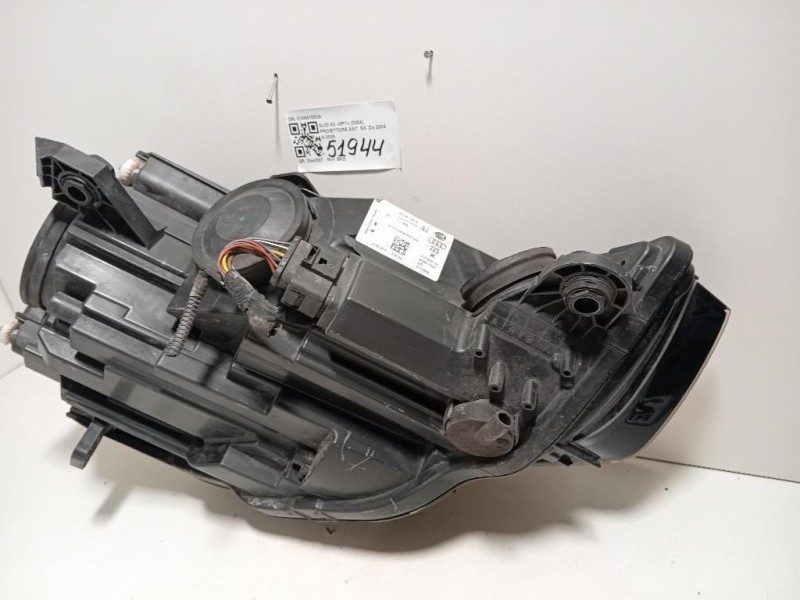 Proiettore ANT SX 8V0941003A Audi A3 8P1 2004