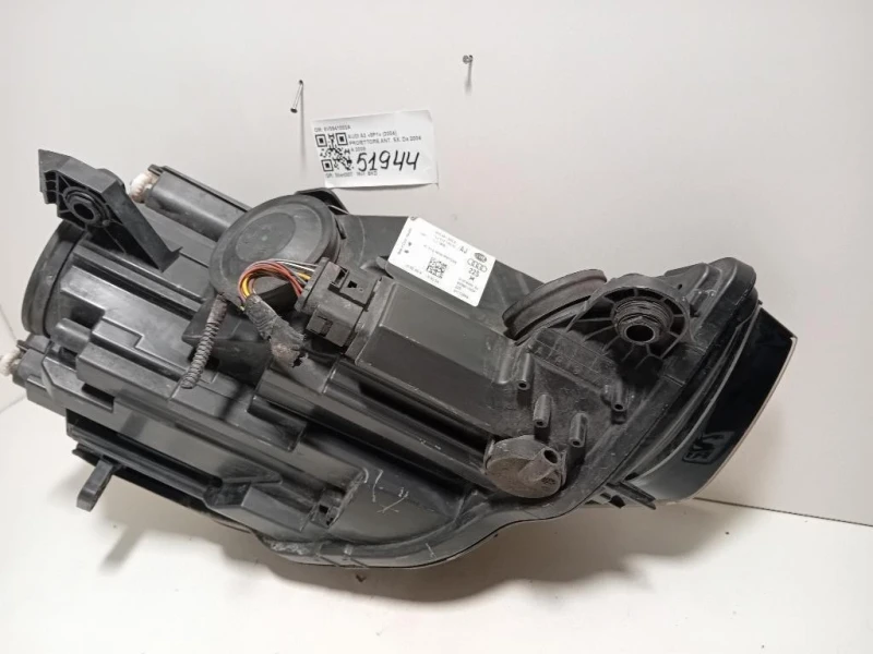 Proiettore ANT SX 8V0941003A Audi A3 8P1 2004