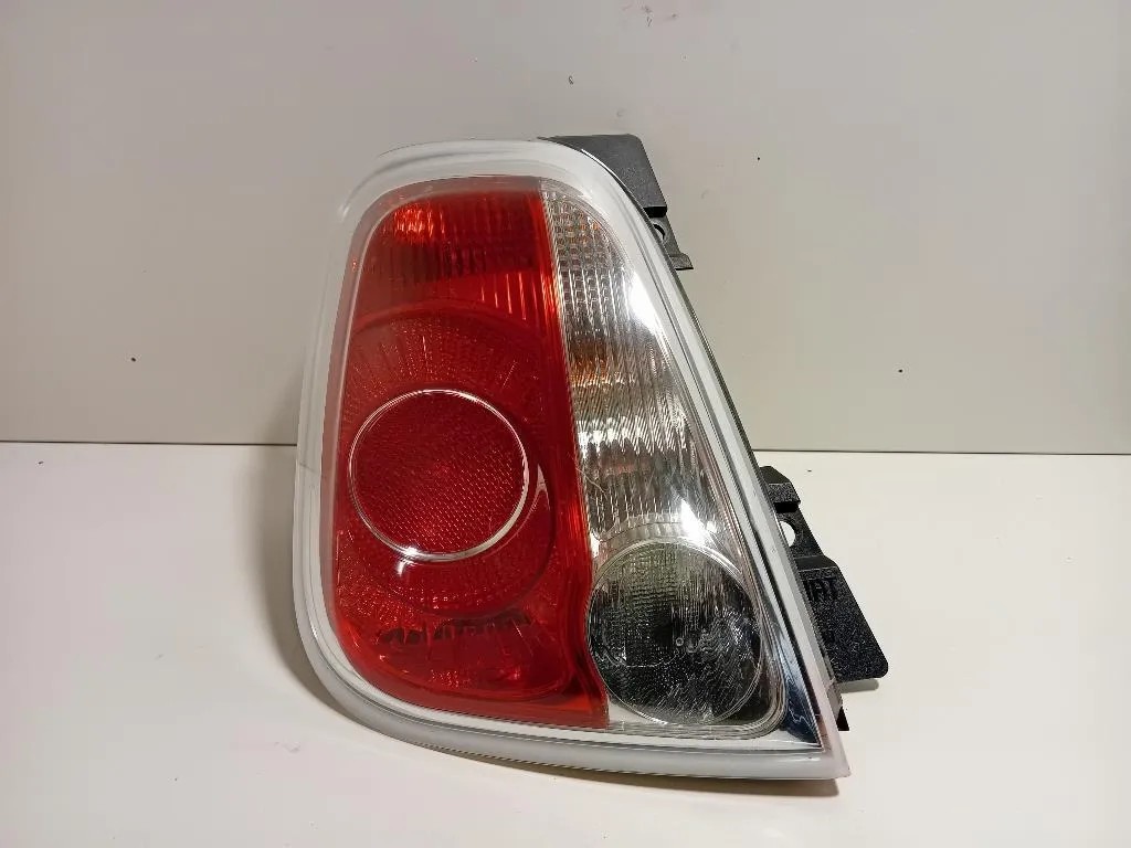 Fanale POST SX 27043101 Fiat 500 II 2008
