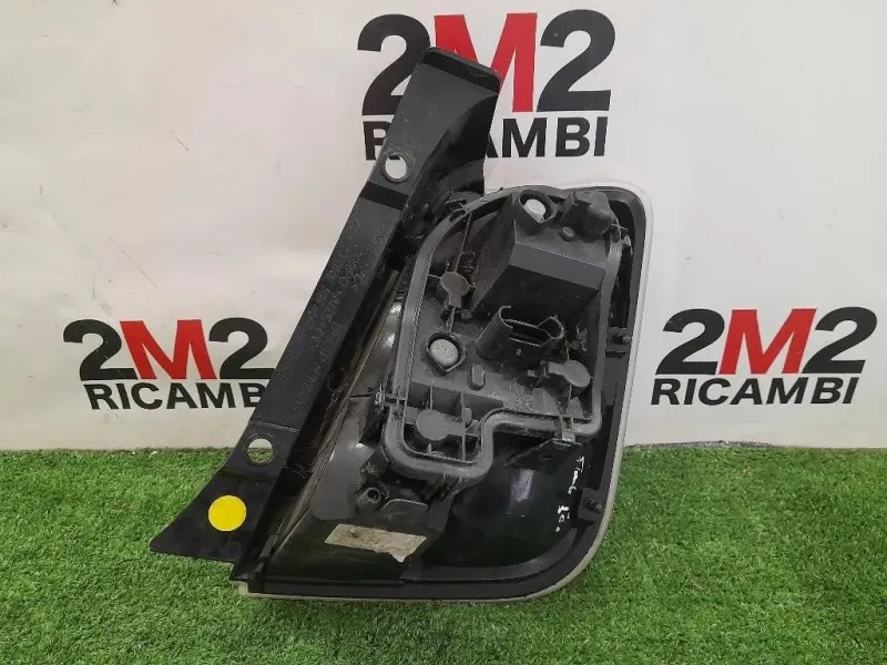 Fanale POST SX Fiat 500 II 2008