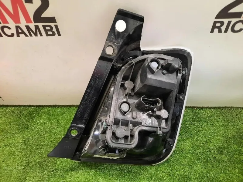 Fanale POST SX 51885548 Fiat 500 II 2008