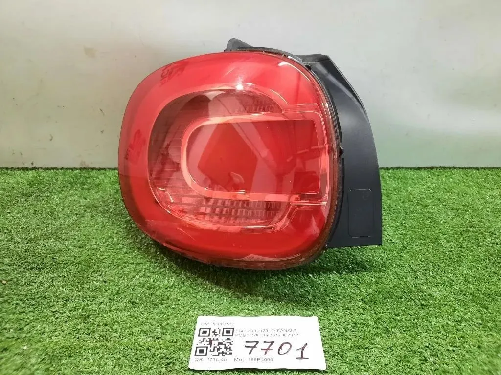 Fanale POST SX CREPE 51883572 Fiat 500L 2013