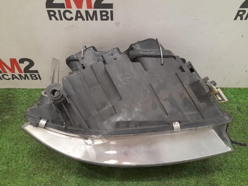 Fanale POST SX C1BB-13405-A Ford Fiesta VI 2012 Fanale POST SX C1BB-13405-A Ford Fiesta VI 2012
