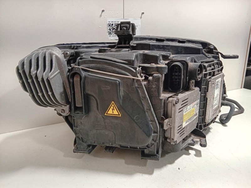 Fanale POST SX DB39-13405 Ford Ranger IV 2019 Fanale POST SX DB39-13405 Ford Ranger IV 2019