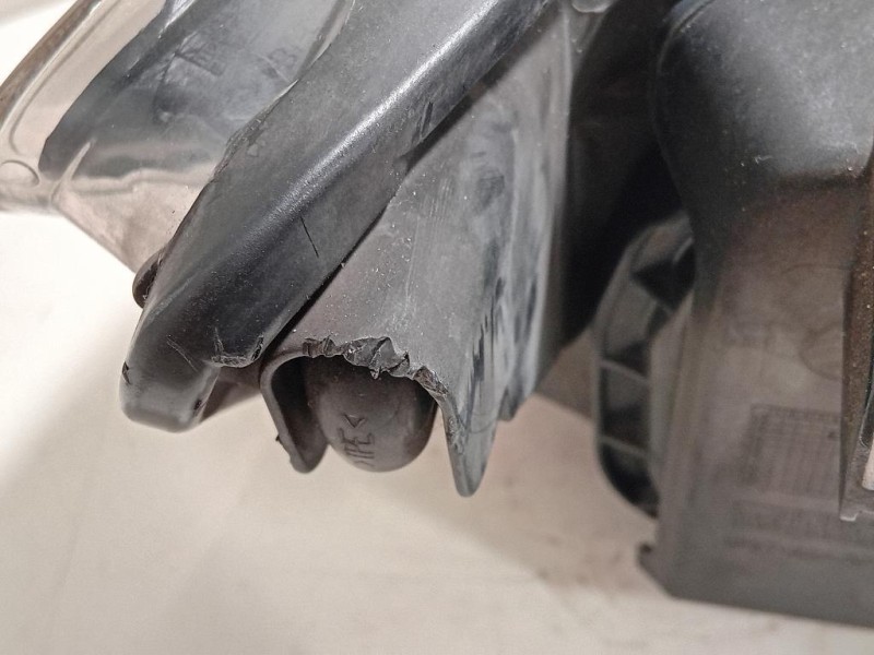 Fanale POST SX 87BJ 13A603AA Ford Sierra II 1987
