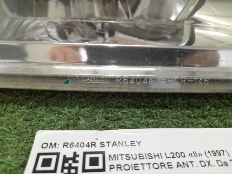 Proiettore ANT DX R6404R STANLEY Mitsubishi L200 II 1997