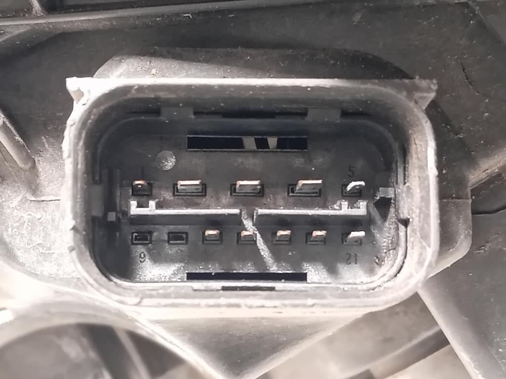 Fanale POST SX 92401-A50 Hyundai I30 II 2015