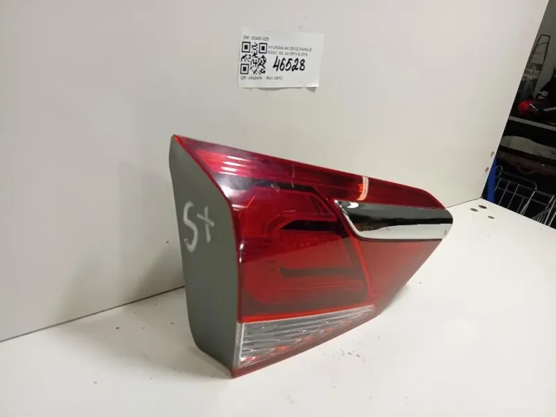 Fanale POST SX 92403-3Z5 Hyundai I40 2012