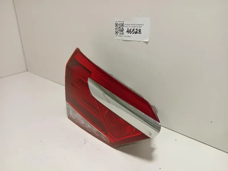 Fanale POST SX 92403-3Z5 Hyundai I40 2012