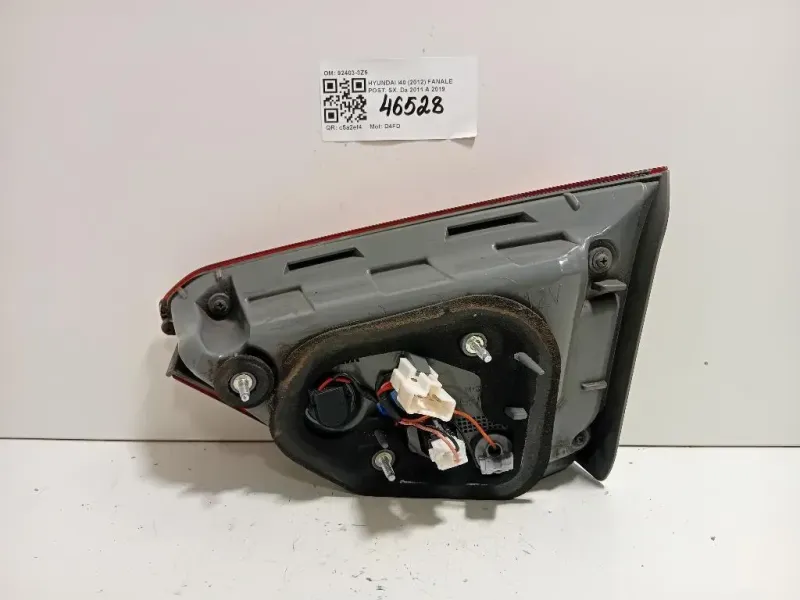 Fanale POST SX 92403-3Z5 Hyundai I40 2012