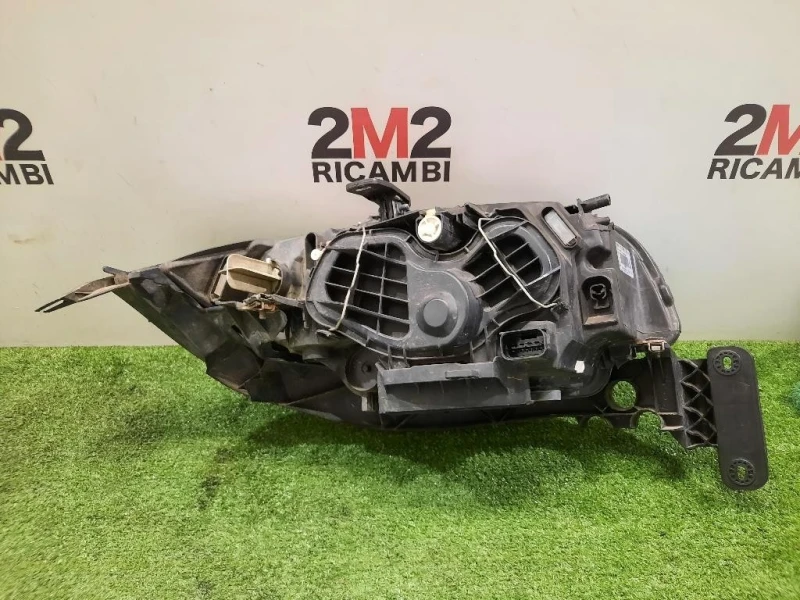 Proiettore ANT SX 63117249651 Bmw Serie 1 E87 Berlina 2005