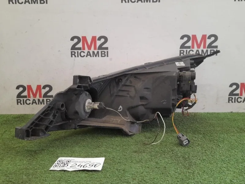 Proiettore ANT DX 26010BJ00A Nissan Nv200 2009