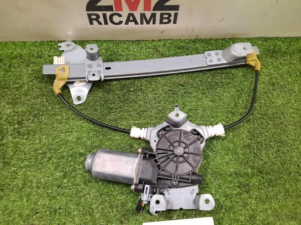 Alzacristallo Porta POST DX 82700JD40A Nissan Qashqai I 2007