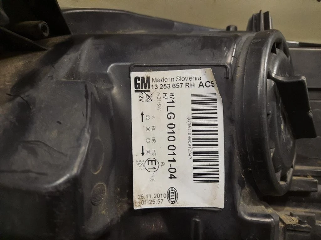 Proiettore ANT DX 13253657 1LG010011 Opel Astra J 2010