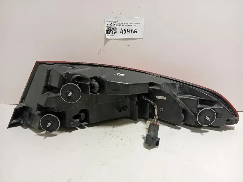 Fanale POST SX CX23-13405 Jaguar XF I 2011