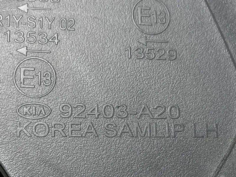 Fanale POST SX 92403-A20 Kia CEED II 2012