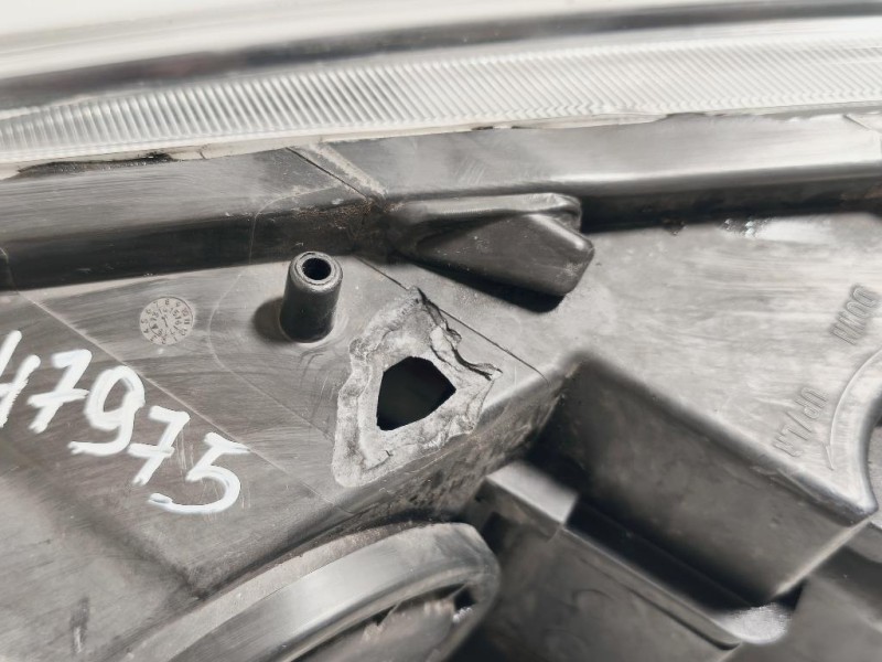 Proiettore ANT DX 1LG 010 011 70 Opel Astra J 2012