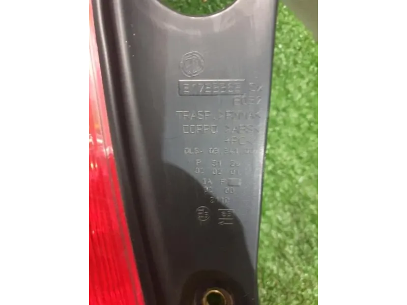 Fanale POST SX 51753385 Lancia Ypsilon I 2004