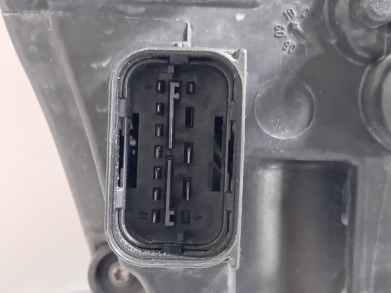 Fanale POST SX XFB000573 Land Rover Discovery III 2005