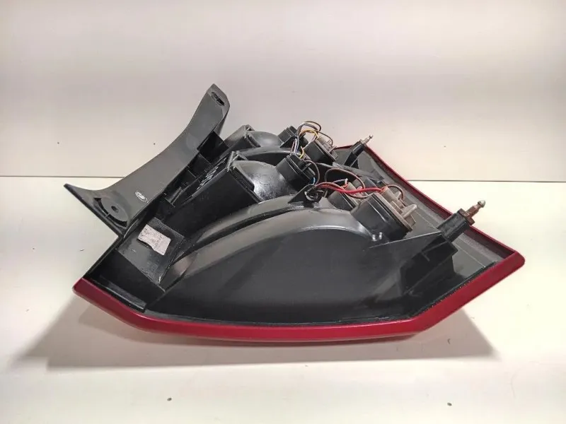 Fanale POST SX XFB000573 Land Rover Discovery III 2005