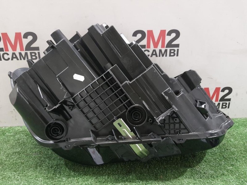 Fanale POST SX XFB000672 Land Rover Range Rover Sport I 2005