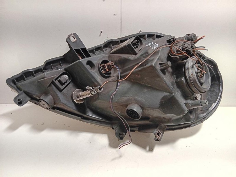 Proiettore ANT DX 8200701366 Opel Vivaro A 2007